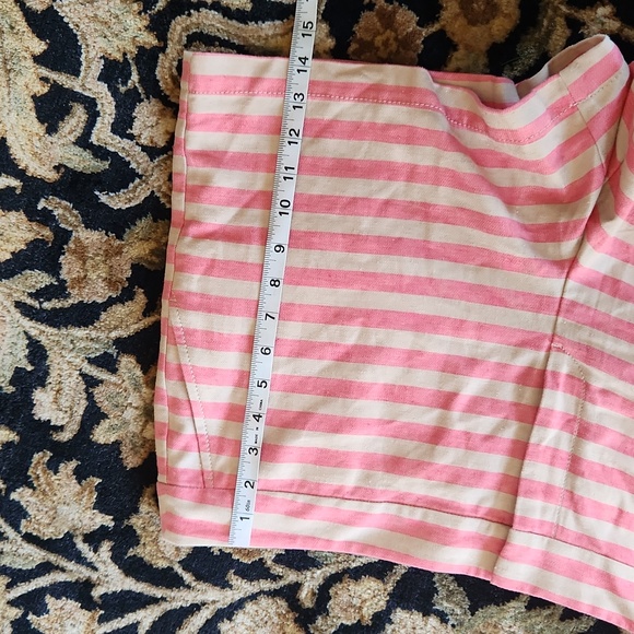 Loft Shorts - Picture 9 of 9